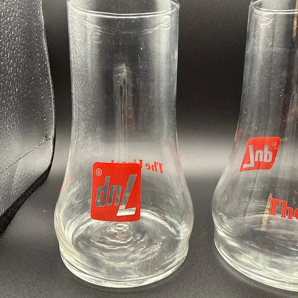 Vintage Set of 2 - 7up The Uncola Upside Down Logo Drinking Glasses Seven Up